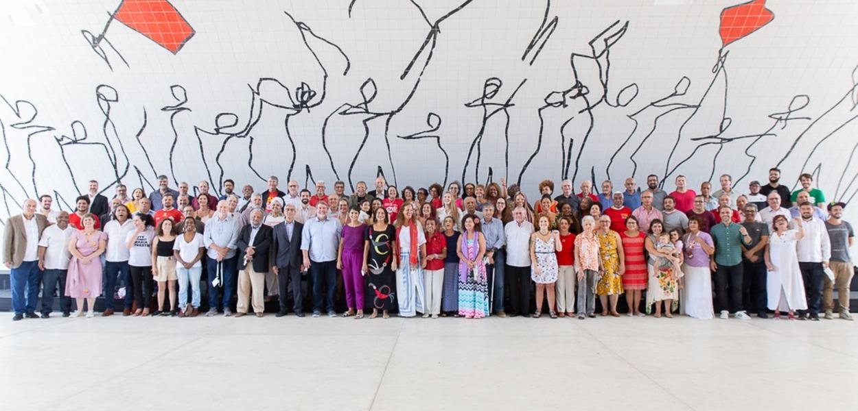 Comitê Central do PCdob reunido em Niterói comemora 100 anos da fundação do partido em 25 de março de 2022