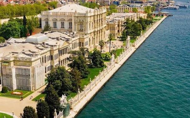 Conversações Rússia-Ucrânia se realizam na última residência dos sultões otomanos, em Istambul