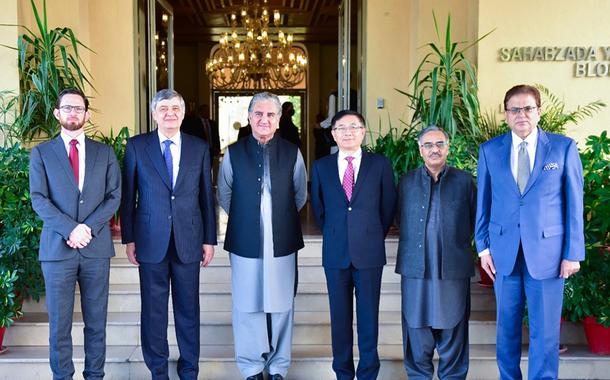 Vizinhos do Afeganistão se reúnem na China