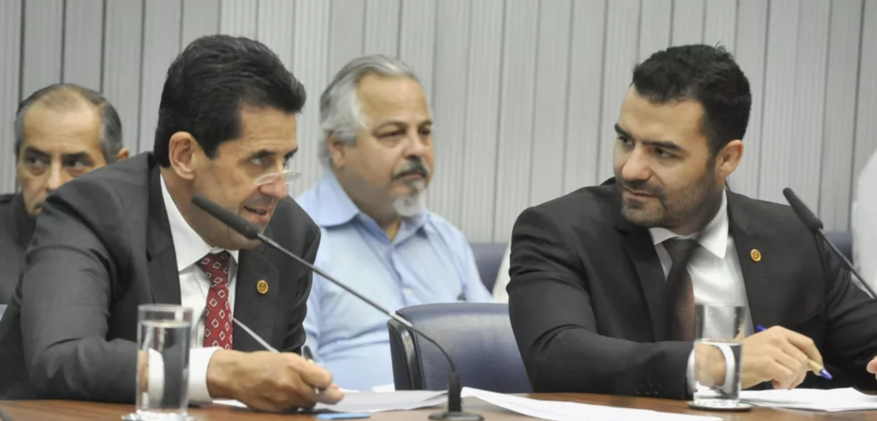 Deputados Delegado Olim (PP) e Arthur do Val (União Brasil)