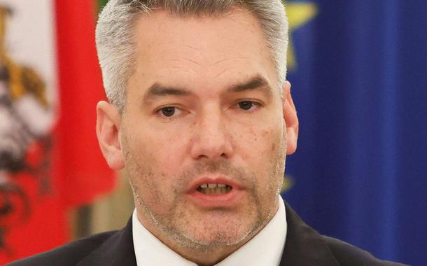 Chanceler austríaco Karl Nehammer