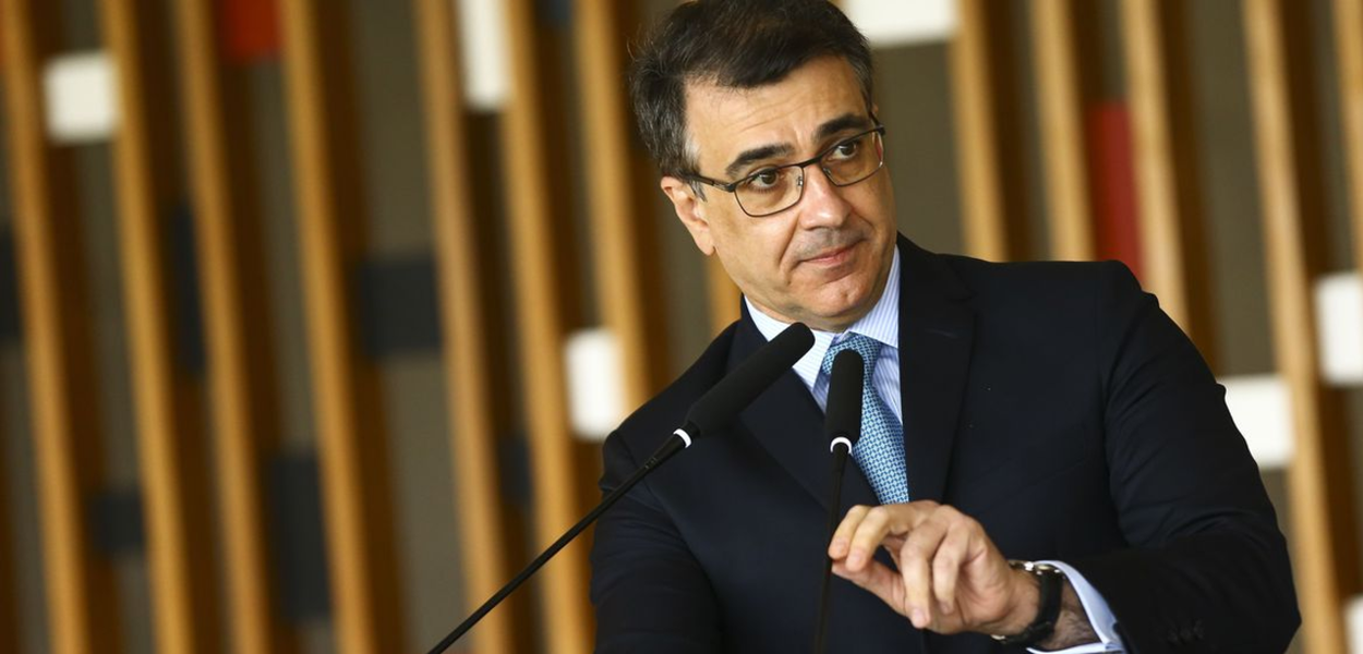 Ministro de Relações Exteriores, Carlos França