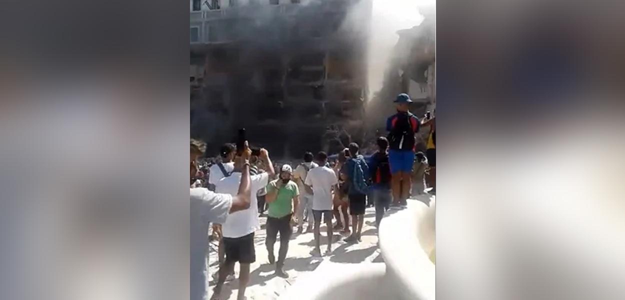 Hotel Saratoga, em Havana, após explosão06