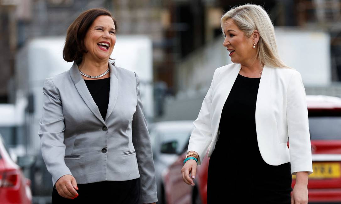 Michelle O'Neill e Mary Louise McDonald, líderes do Sinn Féin