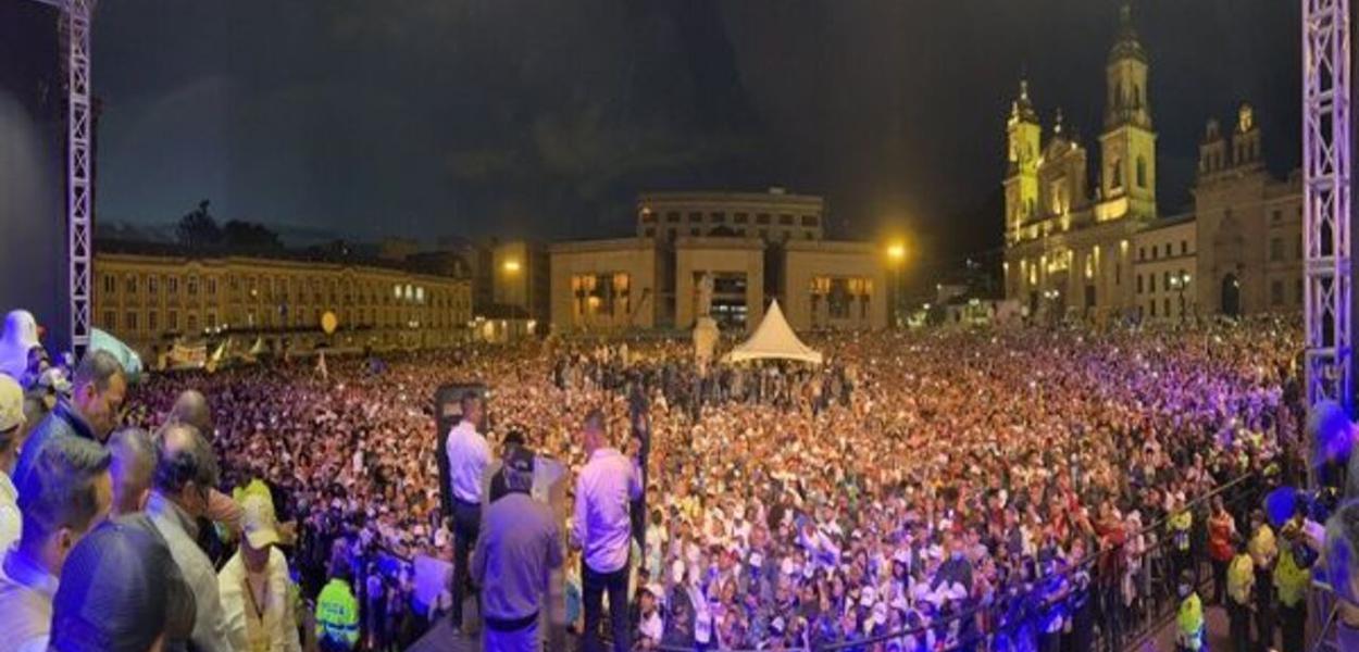 Encerramento da campanha presidencial de Gustavo Petro