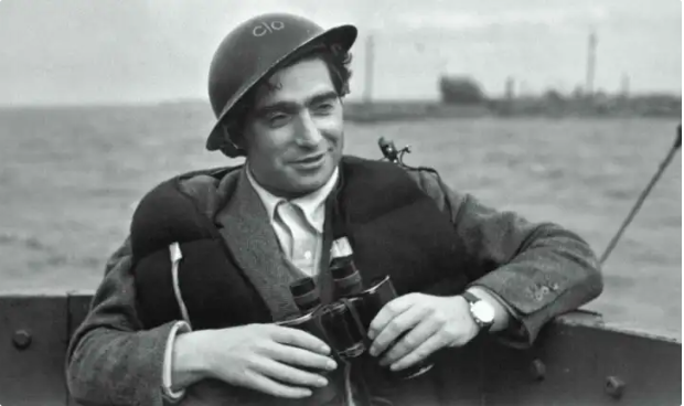 Capa pronto para desembarcar na Normandia no dia D