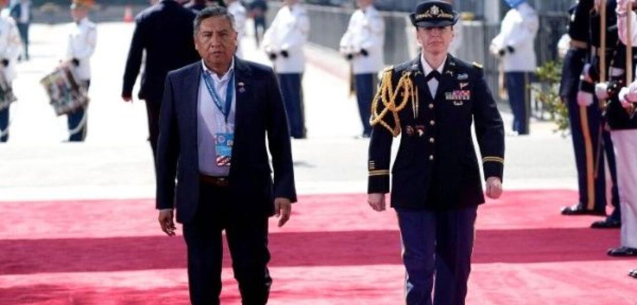 Rogelio Mayta, chanceler da Bolívia