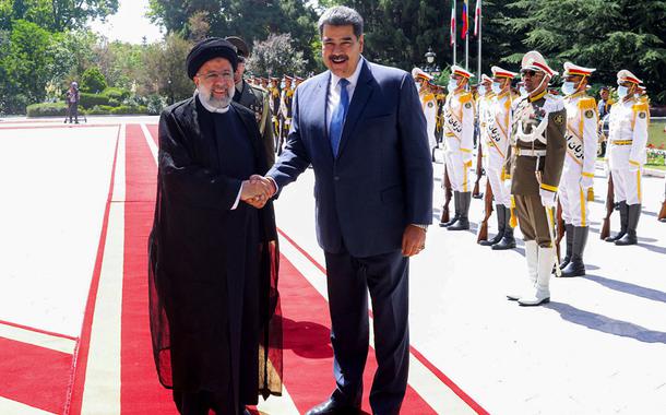 Presidentes Ebrahim Raisi e Jair Bolsonaro
