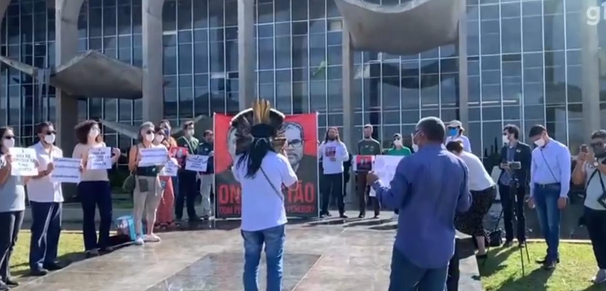 Servidores da Funai fazem ato em Brasília: 'Onde estão Dom Phillips e Bruno Pereira?'