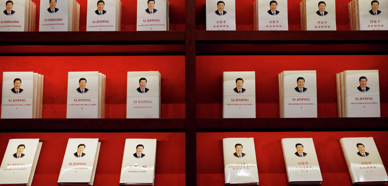 Volumes de "Xi Jinping: A Governança da China"