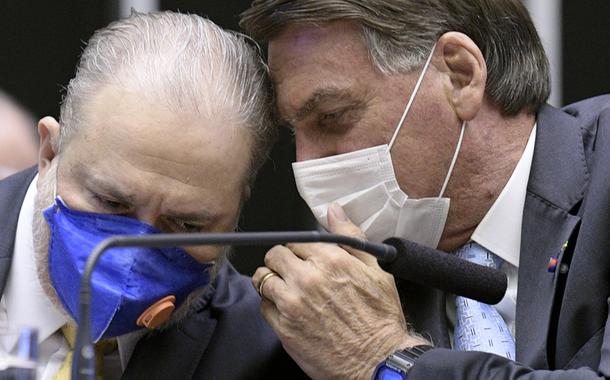 Augusto Aras e Bolsonaro