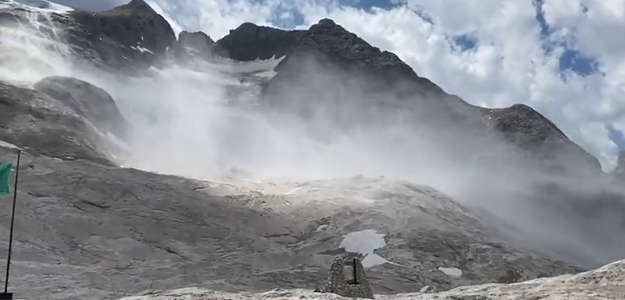 Vista da geleira da Marmolada, no extremo-norte da Itália