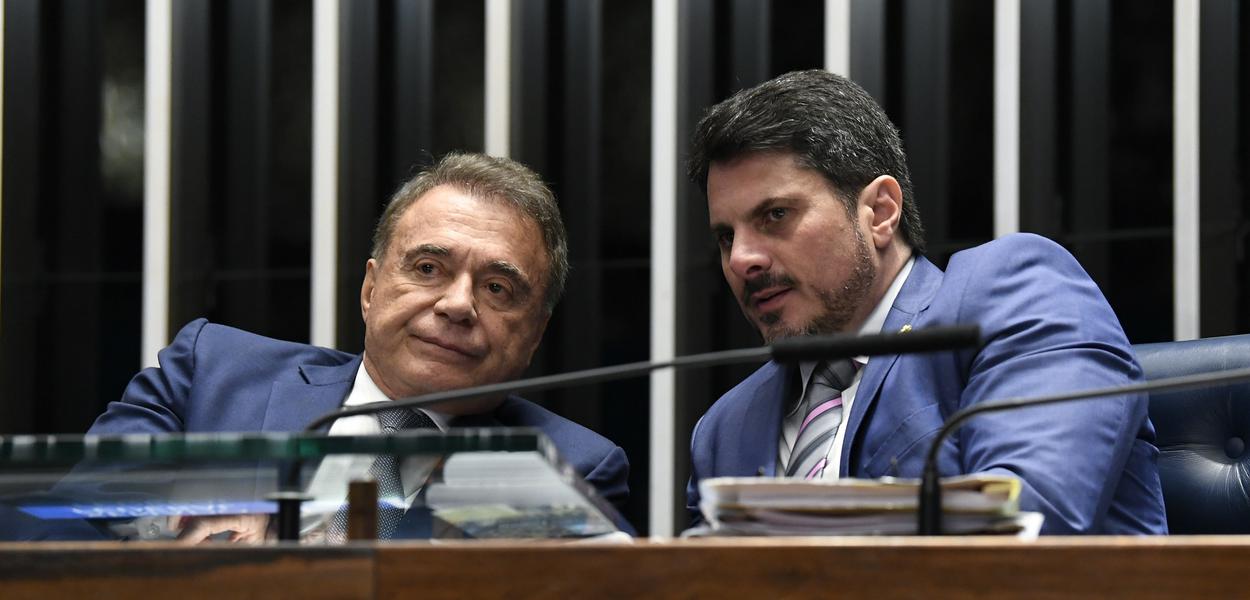 Senadores Alvaro Dias (Podemos-PR) e Marcos do Val (Podemos-ES)