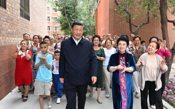 Xi Jinping em Xinjiang