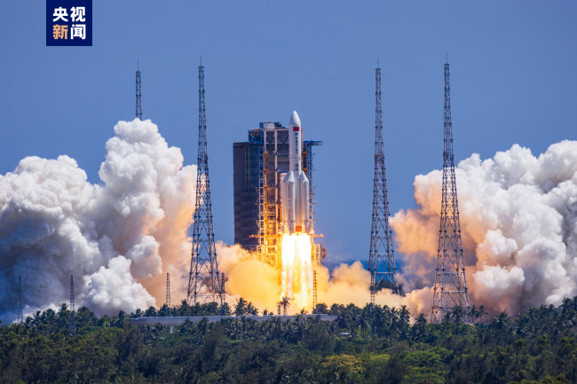 China lança Wentian, o primeiro módulo de laboratório da estação espacial