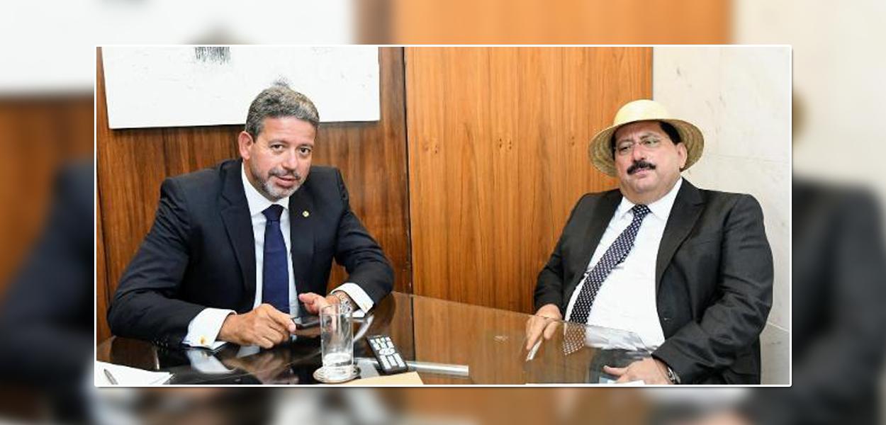 Arthur Lira (à esq.) e Gilberto Gonçalves