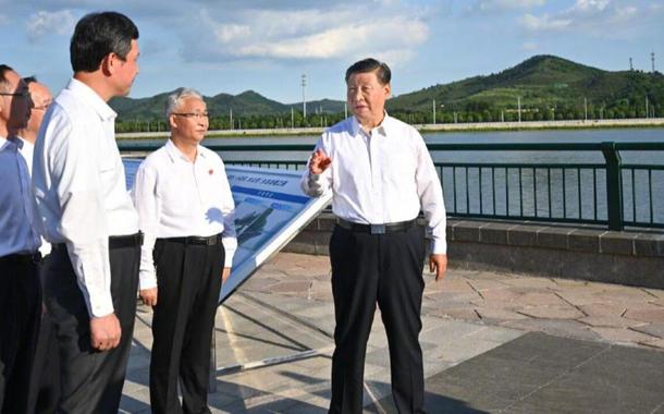 Visita de Xi Jinping em Liaoning