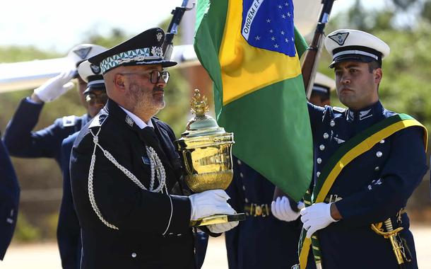 Coração de Dom Pedro I chega ao país para as celebrações dos 200 anos da Independência.