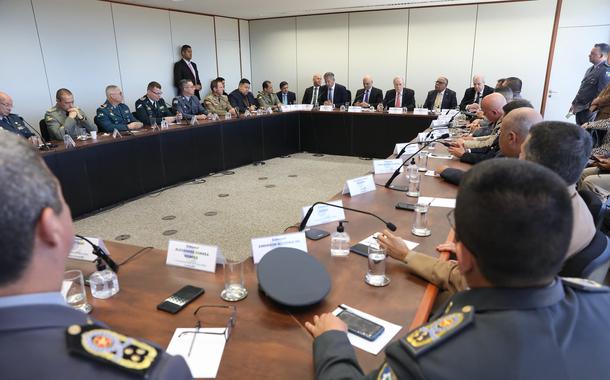 Presidente do TSE, Alexandre de Moraes convocou os 27 comandantes das polícias militares para discutir sobre segurança e disciplina durante as eleições