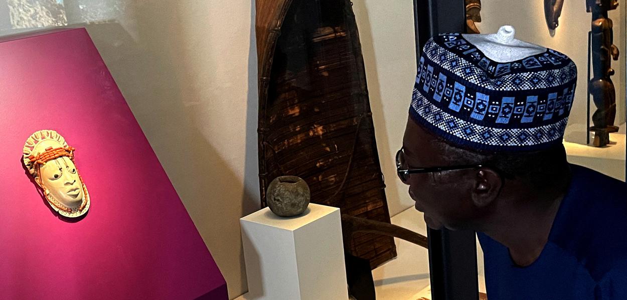 Diretor-geral da Comissão Nacional de Museus e Monumentos da Nigéria, Abba Isa Tijani