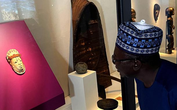 Diretor-geral da Comissão Nacional de Museus e Monumentos da Nigéria, Abba Isa Tijani