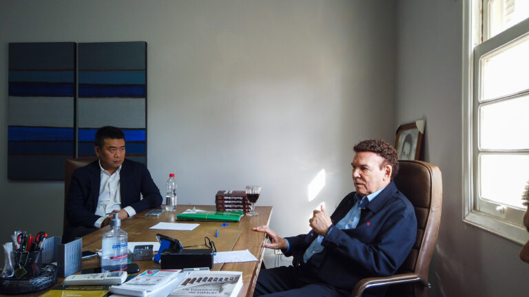 Presidente da Associação Geral de Qingtian do Brasil, André Ye, e o deputado estadual por São Paulo, Campos Machado