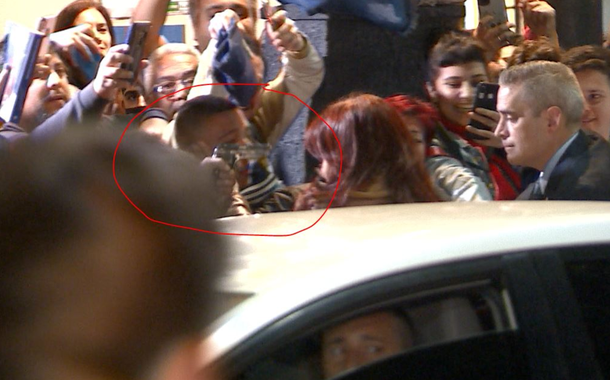 Tentativa de atentado a arma contra Cristina Kirchner