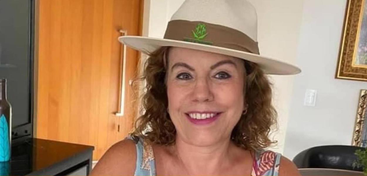 Roseli Vitória Martelli D’Agostini Lins