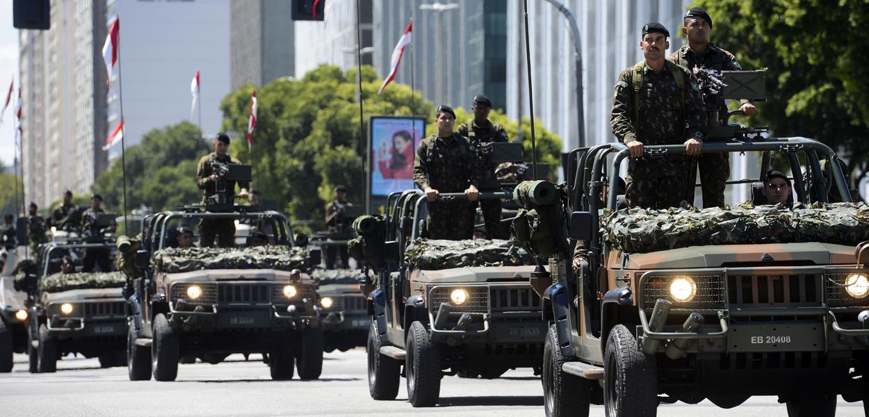 Desfile cívico-militar de 7 de Setembro no Rio de Janeiro.