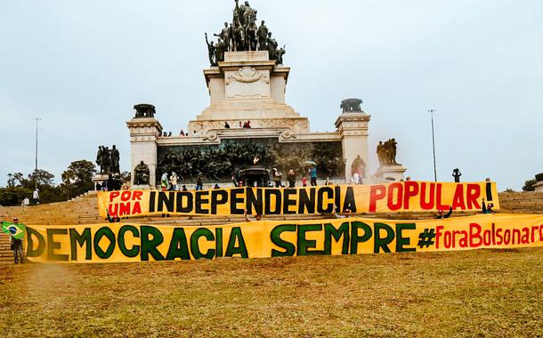 Manifestação população pela Independência