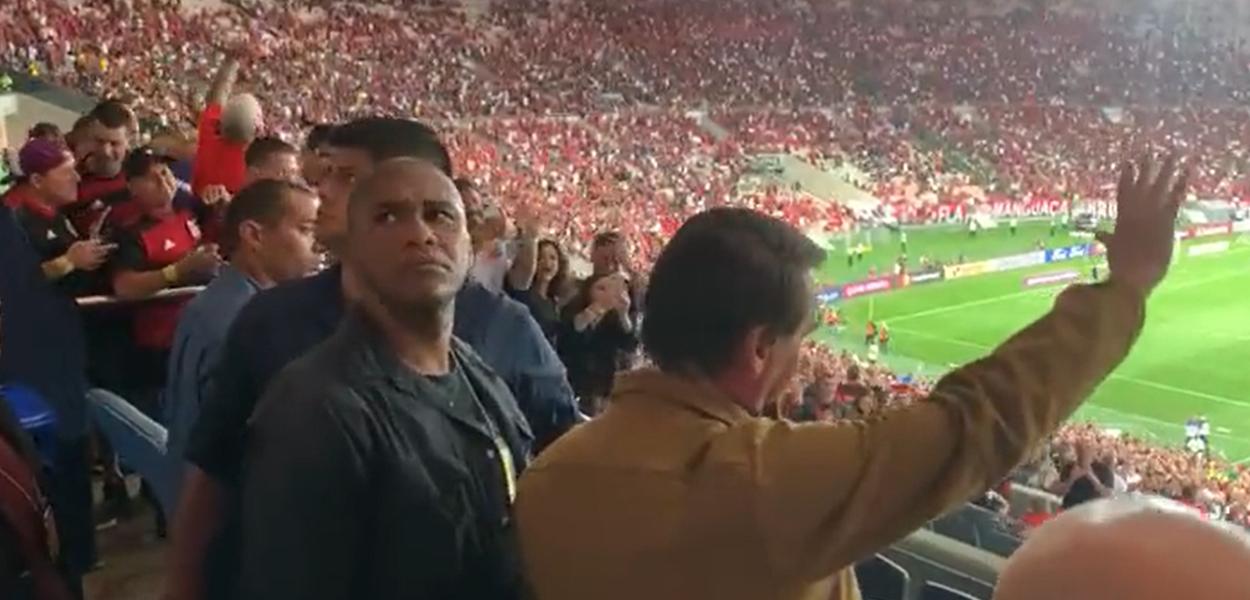 Jair Bolsonaro é vaiado no Maracanã