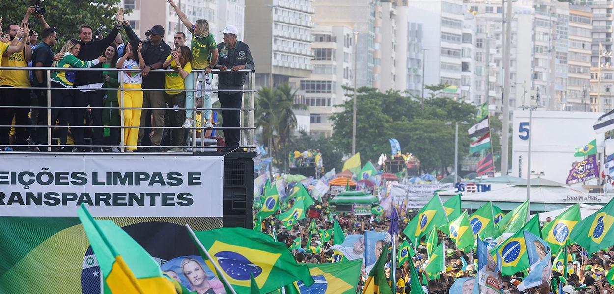 Bolsonaro participa de ato eleitoral no Rio de Janeiro, durante as festividades do Bicentenário da Independência