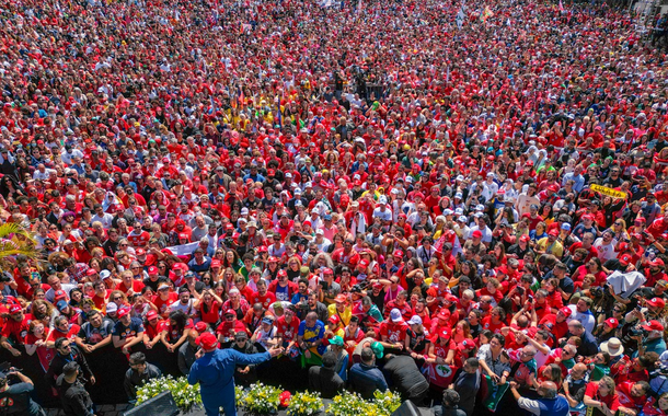 Lula discursa em Florianópolis