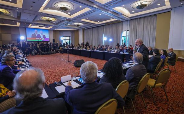 Lula em encontro com representantes do Turismo