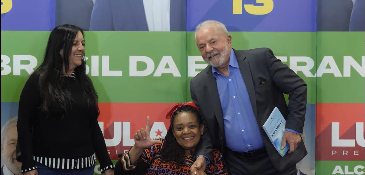 Luiz Inácio Lula da Silva durante o Encontro sobre políticas para PCD no Dia Nacional de Luta da Pessoa com Deficiência, em São Paulo