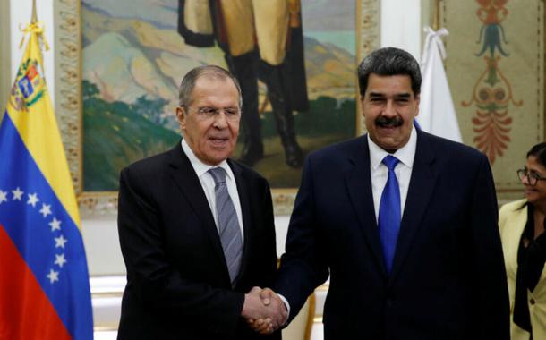 Sergey Lavrov e Nicolás Maduro