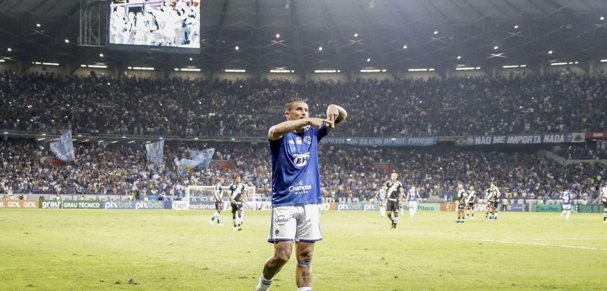 Cruzeiro retorna à elite do Futebol brasileiro