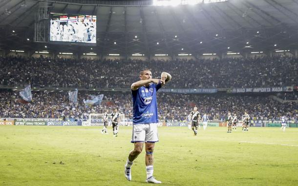 Cruzeiro retorna à elite do Futebol brasileiro