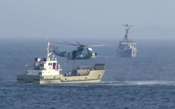 Rússia e China realizam exercícios navais no Oceano Pacíifico