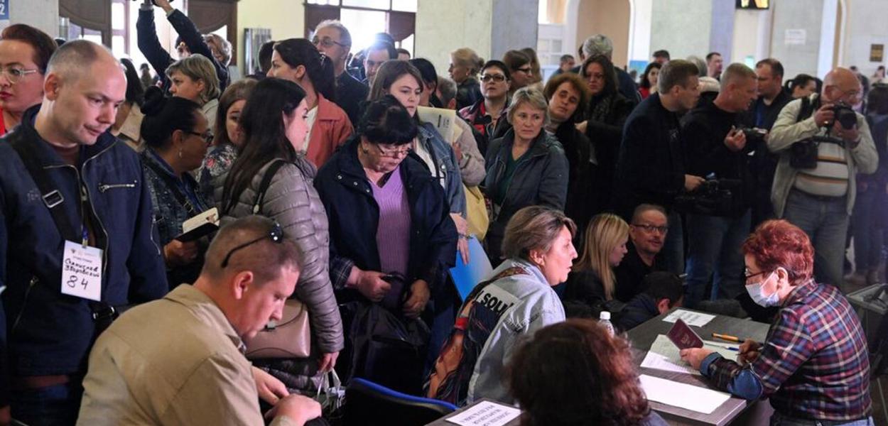 Sessão de votação em Donbass