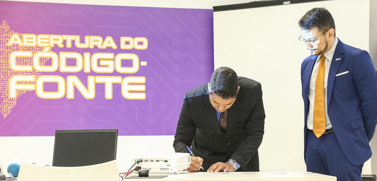 Cerimônia de emissão do relatório da Zerésima