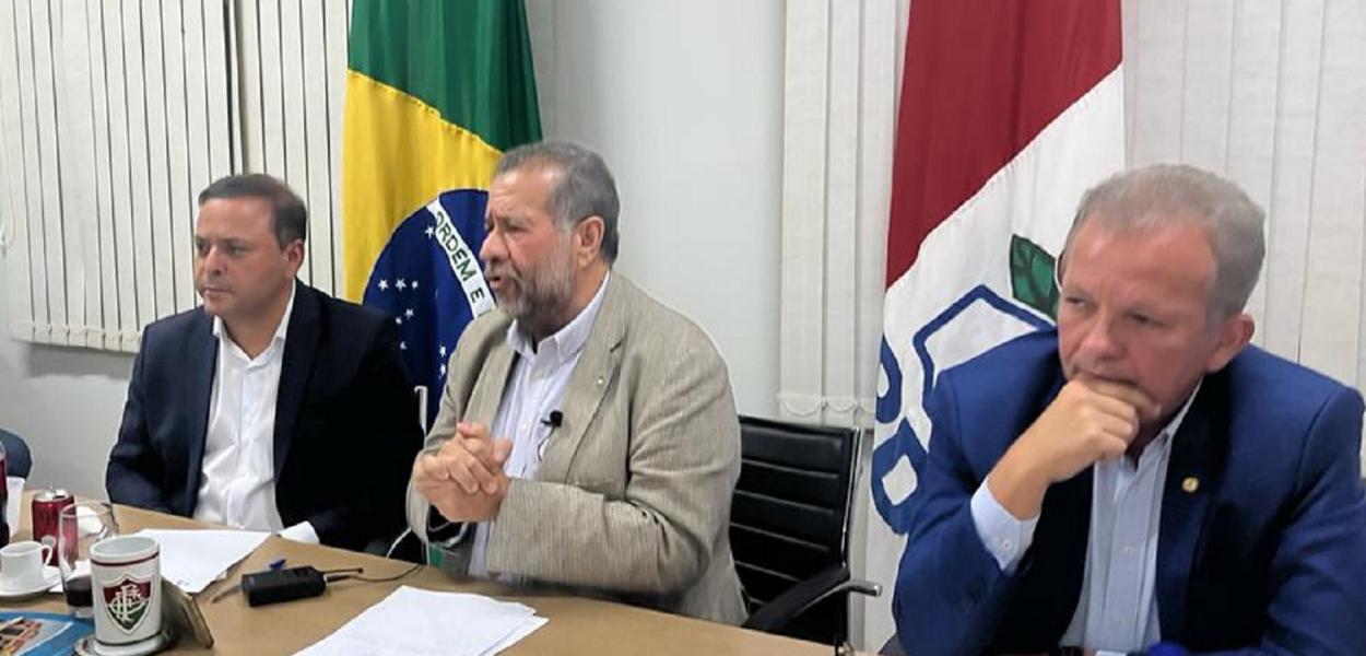 Rodrigo Neves, Carlos Lupi e André Figueiredo (Foto: Divulgação) Rodrigo Neves, Carlos Lupi e André Figueiredo