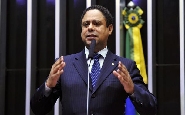 Orlando Silva