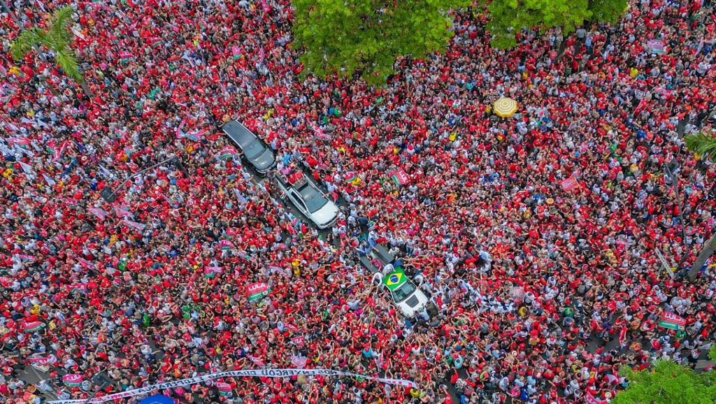 Lula arrasta multidão em Belo Horizonte - 09.10.2022