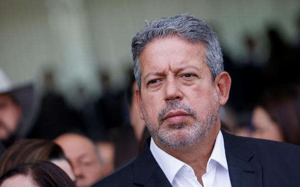 Presidente da Câmara dos Deputados, Arthur Lira, durante evento no Palácio da Alvorada, em Brasília
06/10/2022 REUTERS/Adriano Machado