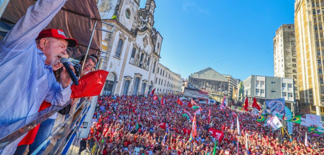 Luiz Inácio Lula da Silva discursa no Recife - 14.10.2022