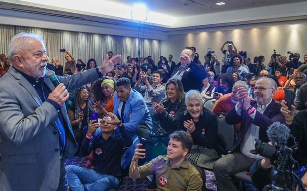 Lula em encontro com evangélicos