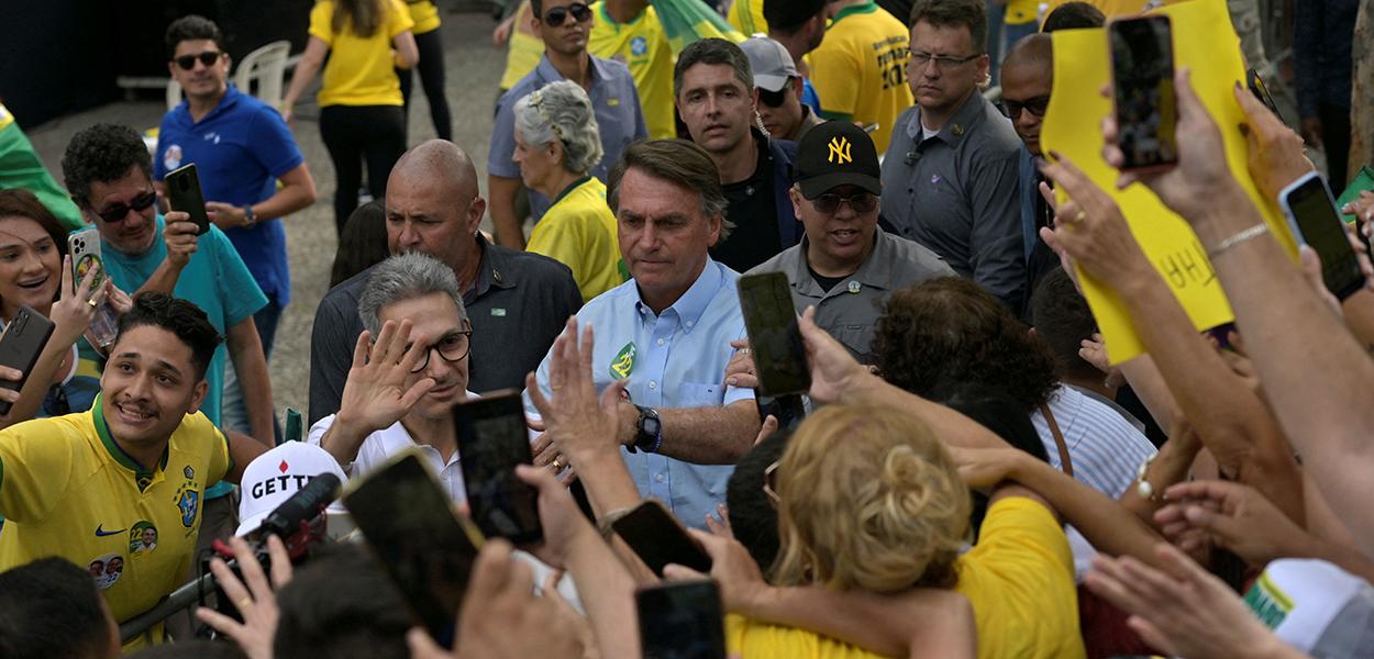 Jair Bolsonaro durante ato de campanha em Juiz de Fora (MG)
