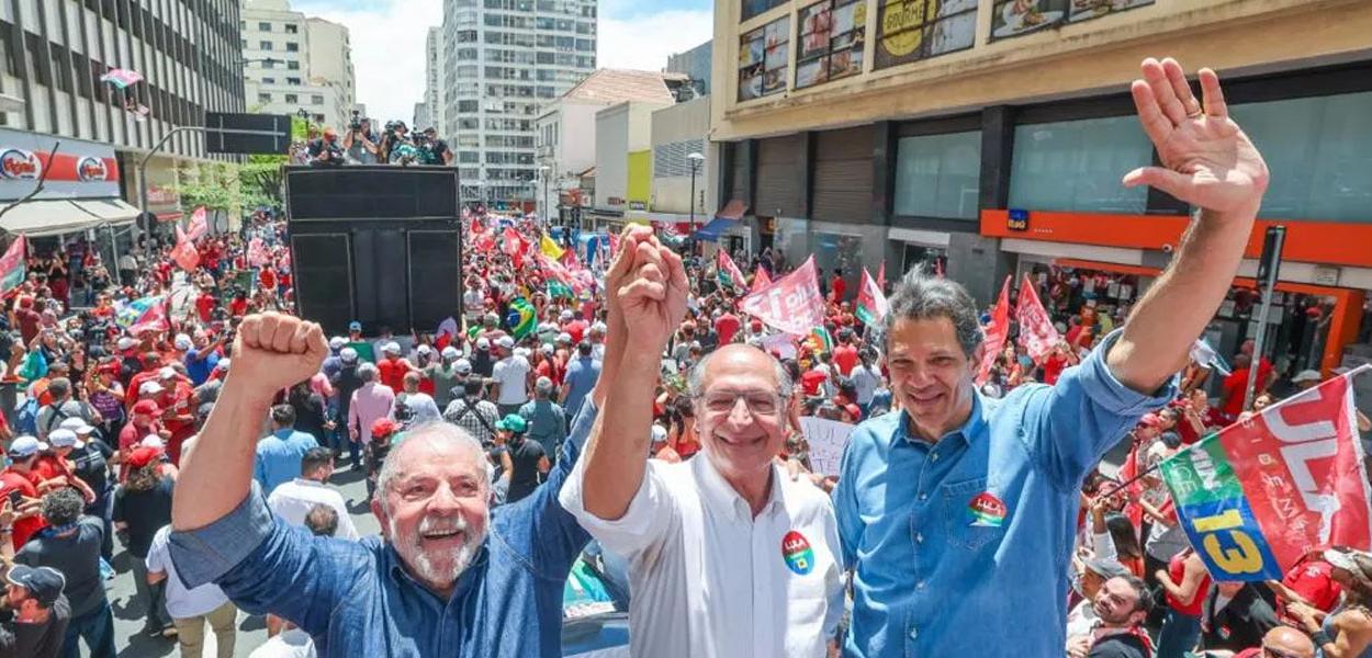 Da esq. para a dir.: Luiz Inácio Lula da Silva, Geraldo Alckmin e Fernando Haddad