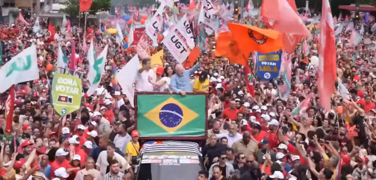 'Caminhada da Vitória' na Av. Paulista
